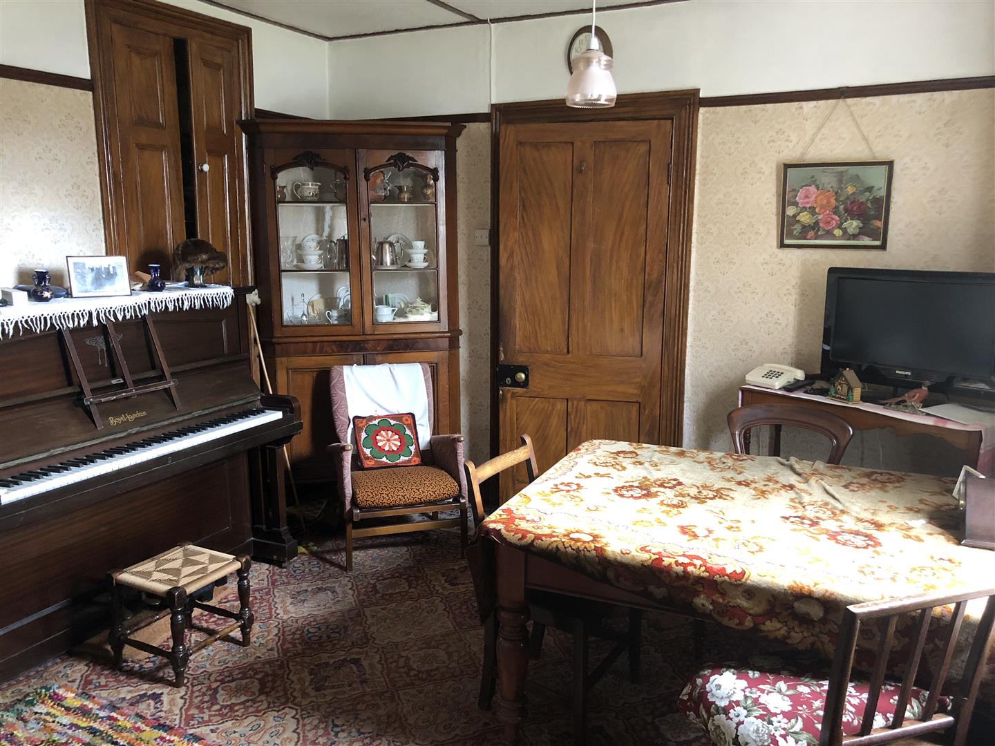 ANOTHER ROOM ASPECT